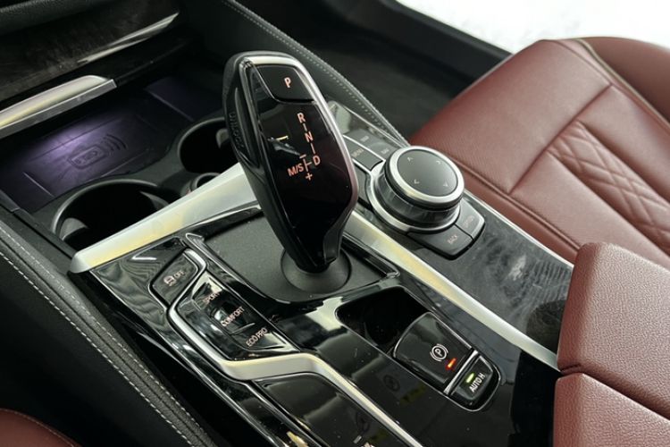 Used BMW 5 Series 2022 Restyled 525Li Luxury Package
