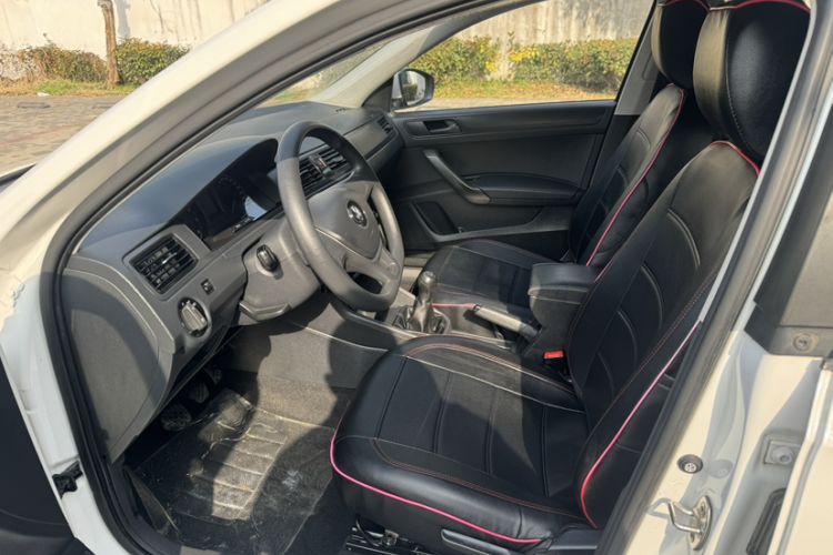 Used Volkswagen Santana 2016 1.4L Manual Fashion Edition
