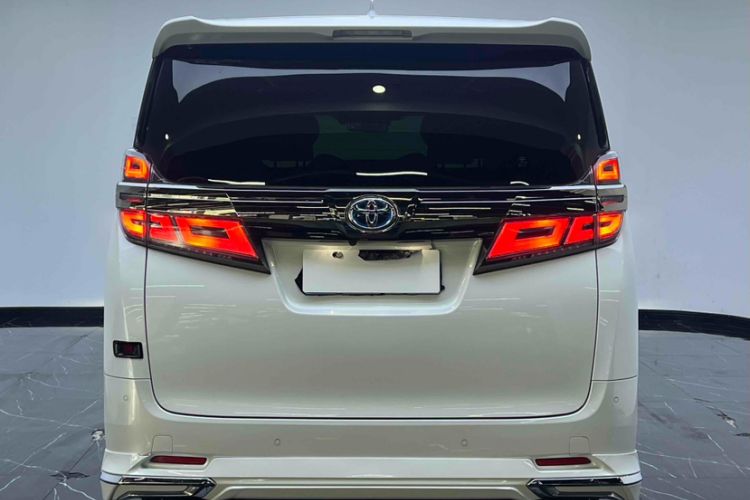 Used Toyota Vellfire 2020 Dual-Engine 2.5L HV Prestige Edition
