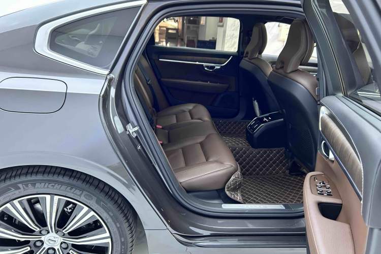 Used Volvo S90 2021 B5 Zhiyuan Luxury Edition