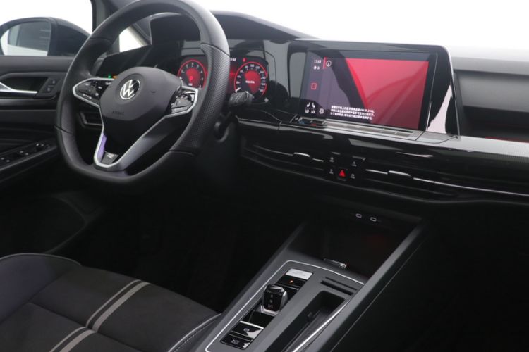 Used Volkswagen Golf 2023 Facelift 280TSI DSG R-Line Lite
