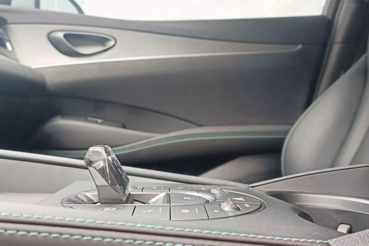 Used BYD Seal 06 New Energy 2024 DM-i 120KM Luxury Model
