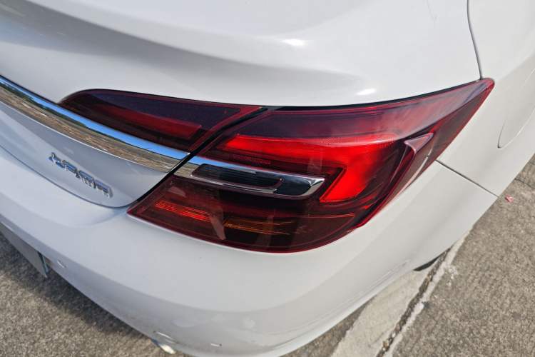 Used Buick Regal 2015 2.0L Elite Fashion Edition