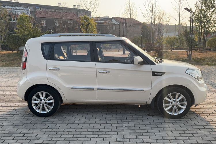 Used Kia Soul 2013 1.6L AT GL
