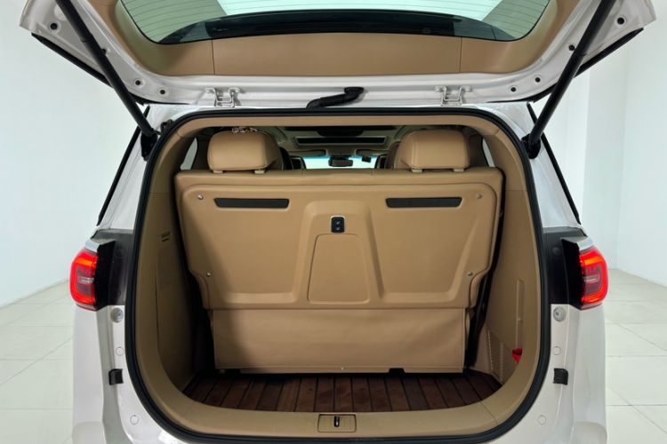 Used Buick GL8 2020 ES Land Cruiser 653T Luxury Model
