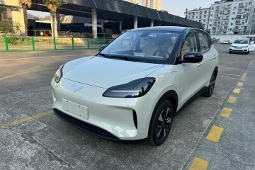 Used Wuling Bingo PLUS 2024 330 km Range Five-Seater Version