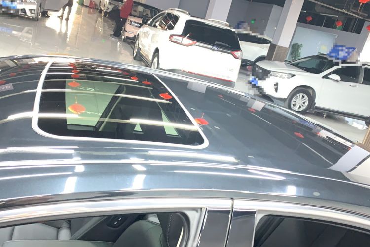 Used Toyota Camry 2024 Dual-Motor 2.0 HGVP Luxury Edition
