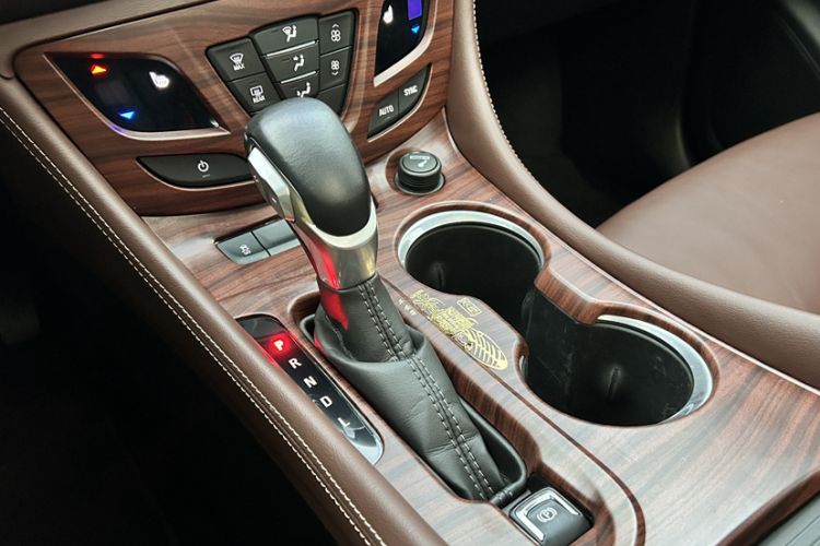 Used Buick Envision 2020 28T Four-Wheel Drive Elite Version
