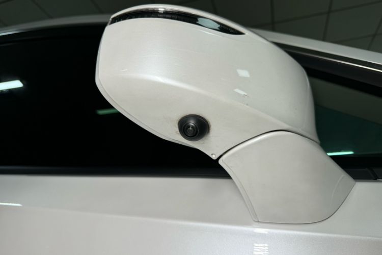 Used Buick GL8 2023 ES Lu Zun Comfort Model
