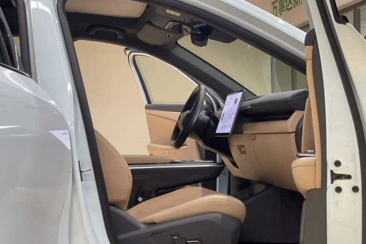 Used ARCFOX Alpha T5 2024 520 MAX
