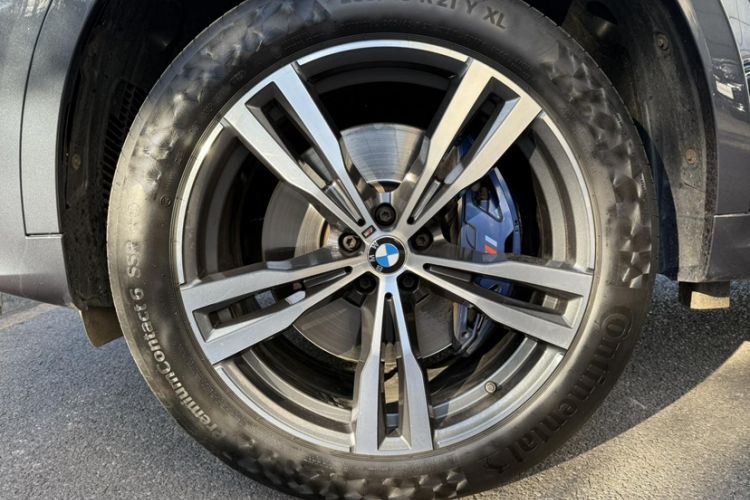 Used BMW X7 2021 xDrive40i Luxury M Sport Package
