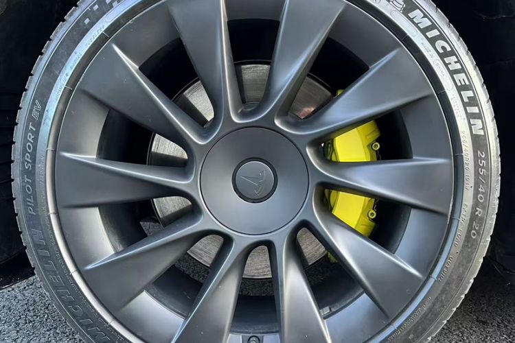 Used Tesla Model Y 2021 Standard Range Rear-Wheel Drive Version
