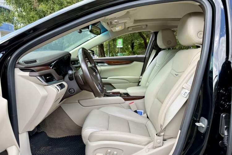 Used Cadillac XTS 2017 28T Elite Model
