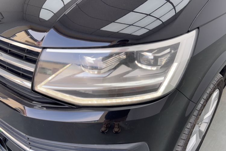 Used Volkswagen Multivan 2017 2.0 TSI Two-Wheel Drive Luxury Edition 7 Seats
