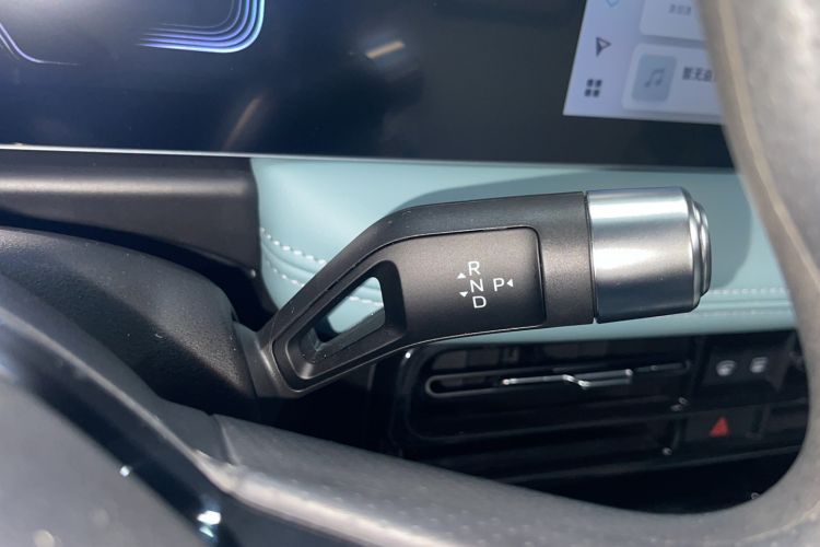 Used Geometry E Firefly 2024 401km Starlight
