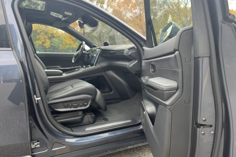 Used Nio ES8 2020 450 km Range 6-Seater Version
