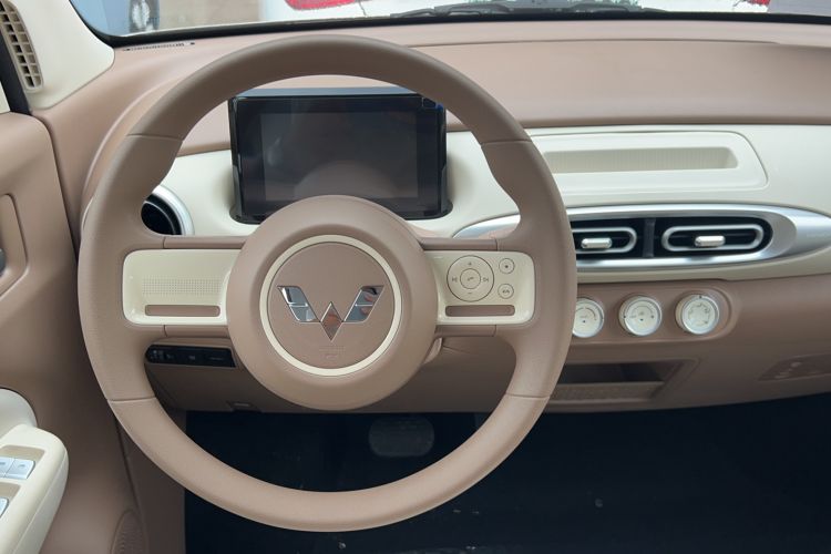 Used Wuling Hongguang MINIEV 2025 Four-Door Version Advanced Edition
