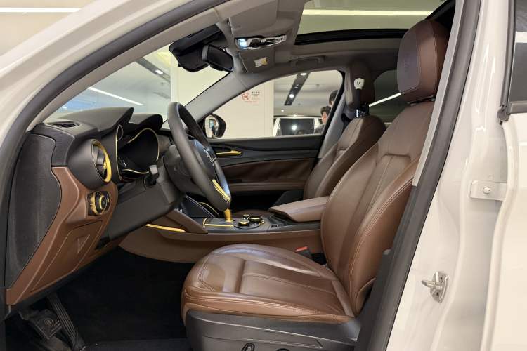 Used Alfa Romeo Stelvio 2017 2.0T 200HP Elite Edition
