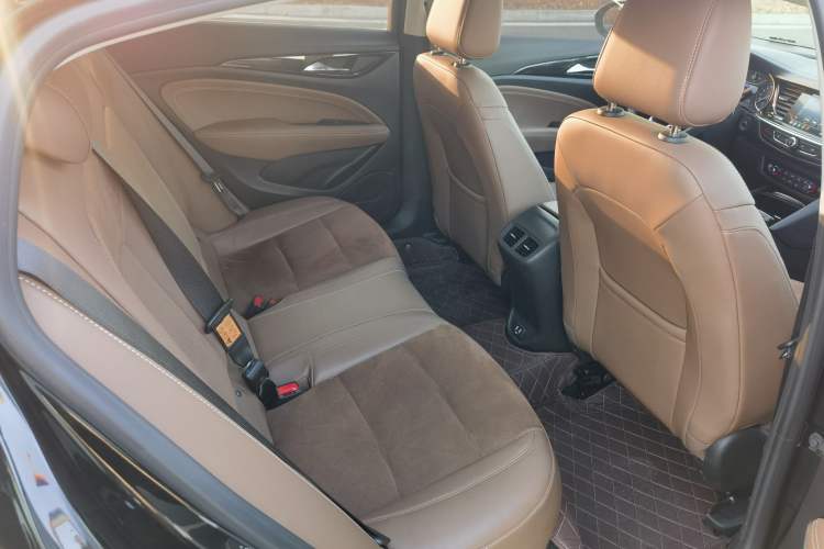 Used Buick Regal 2022 552T Smart Edition
