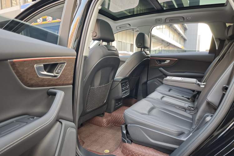 Used Audi Q7 2024 45 TFSI quattro S line Sport Edition
