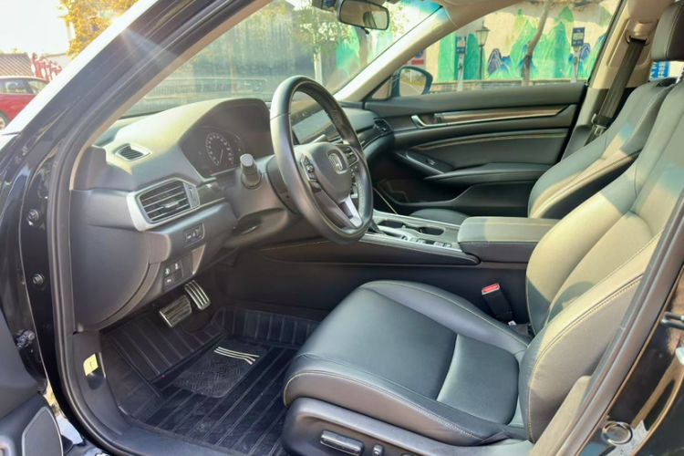 Used Honda Accord 2022 260TURBO Phantom Night · Prestige Edition
