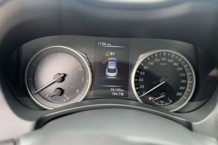 Used Infiniti Q50L 2018 2.0T Enjoyment Version China VI Standard
