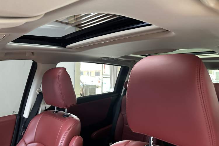 Used Honda Elysion 2022 2.0L eHEV Comfort Version
