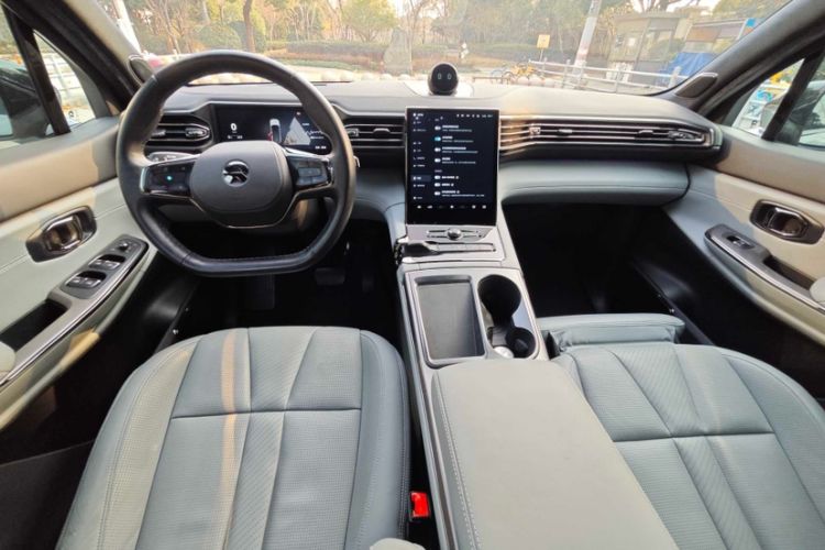 Used Nio ES8 2020 580 km Signature Edition 7-Seater Version
