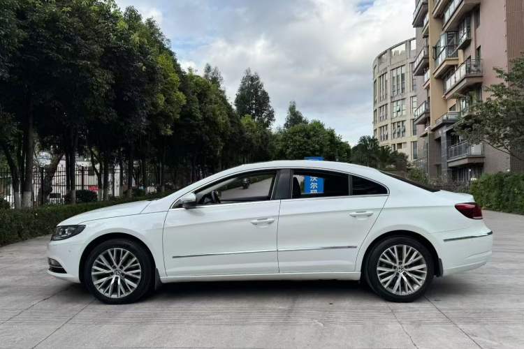 Used Volkswagen FAW-Volkswagen CC 2018 2.0 TSI Luxury Model
