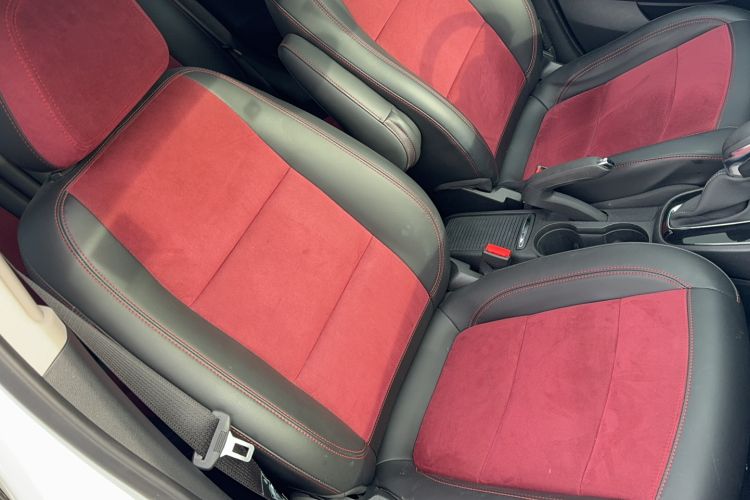 Used Buick Encore 2017 18T Automatic Two-Wheel Drive Urban Elite Model
