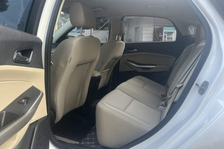 Used Ford Escort 2015 1.5L Automatic Comfort Model
