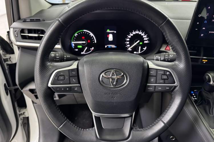 Used Toyota Granvia 2023 2.5L Hybrid Prestige PLUS Edition
