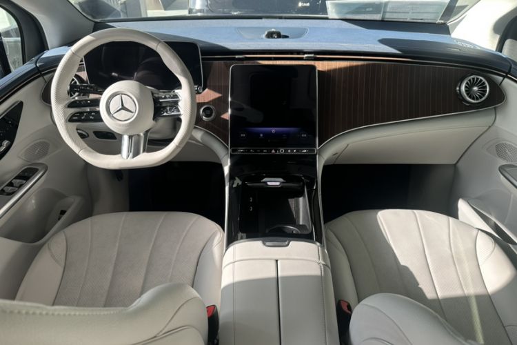 Used Mercedes-Benz EQE SUV 2023 350 4MATIC Pioneer Edition
