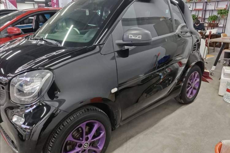 Used  fortwo 2015 1.0L 52 kW hardtop Dynamic version
