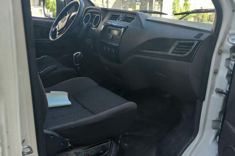 Used  Shuailing 2022 Standard Range with 41.64 kWh Lishen Power
