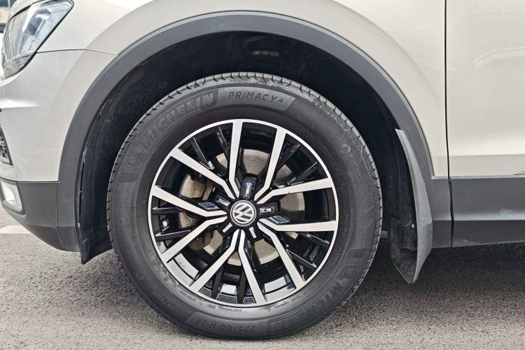 Used Volkswagen Tiguan L 2018 330TSI Automatic Two-Wheel Drive Luxury Edition