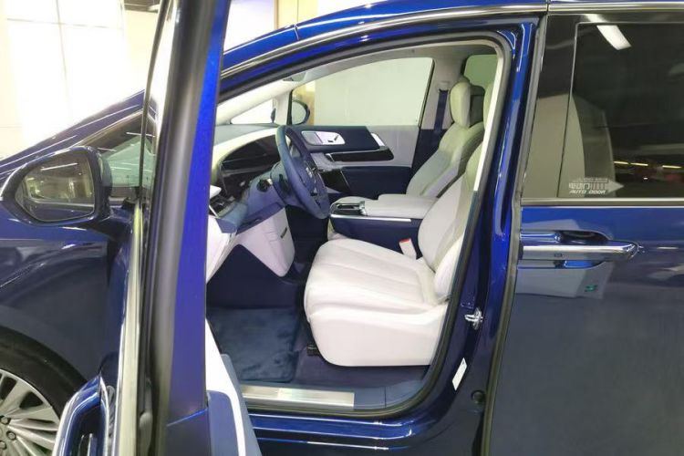 Used Buick Century 2023 2.0T Six-Seater Yinshi Edition
