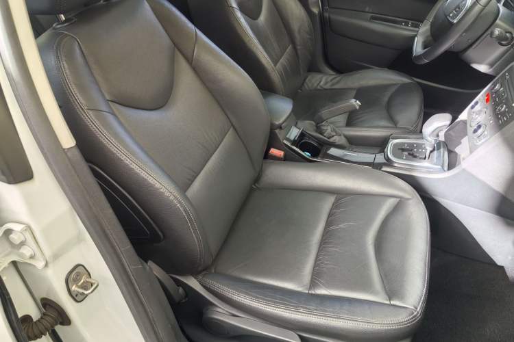 Used Citroen C4L 2014 1.8L Intelligent Drive Automatic Dynamic Model
