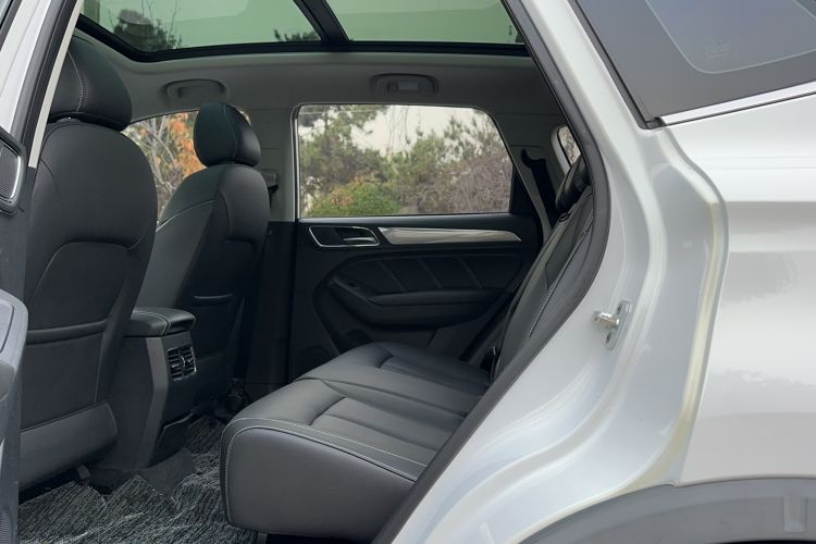 Used Roewe RX5 2020 20T Automatic Ali Smart Connectivity Beyond Intelligent Edition
