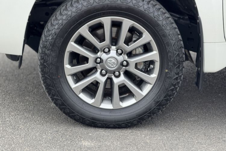 Used Toyota Prado 2018 3.5L Automatic TX-L with Rear-Mounted Spare Tire
