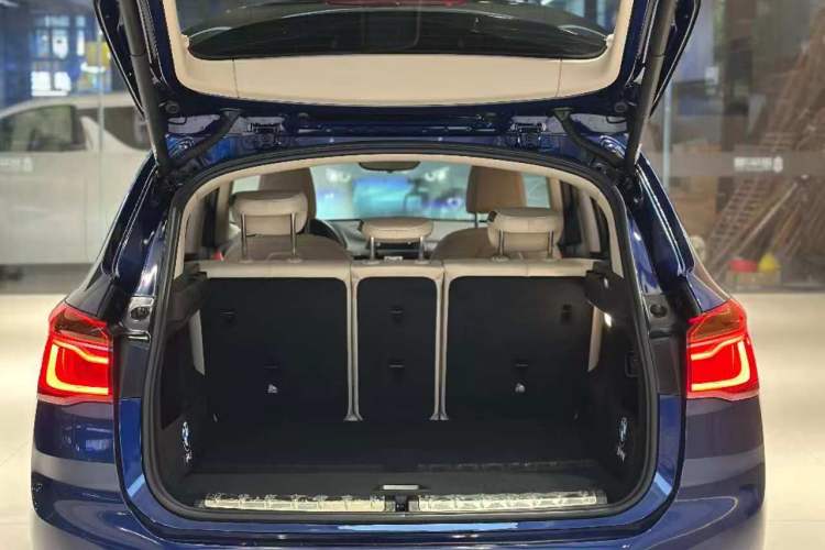 Used BMW X1 2016 sDrive20Li Luxury Model
