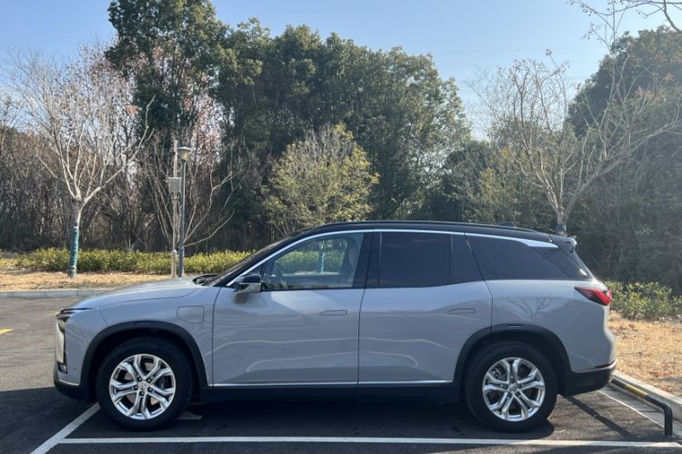 Used Nio ES8 2020 415 km Range 6-Seater Version