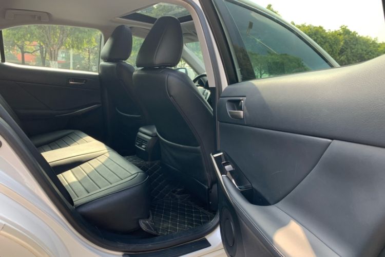 Used Lexus IS 2017 300 FENGSHANG Edition