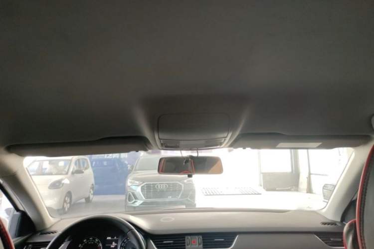 Used Skoda Octavia 2018 1.6L Automatic Comfort Edition
