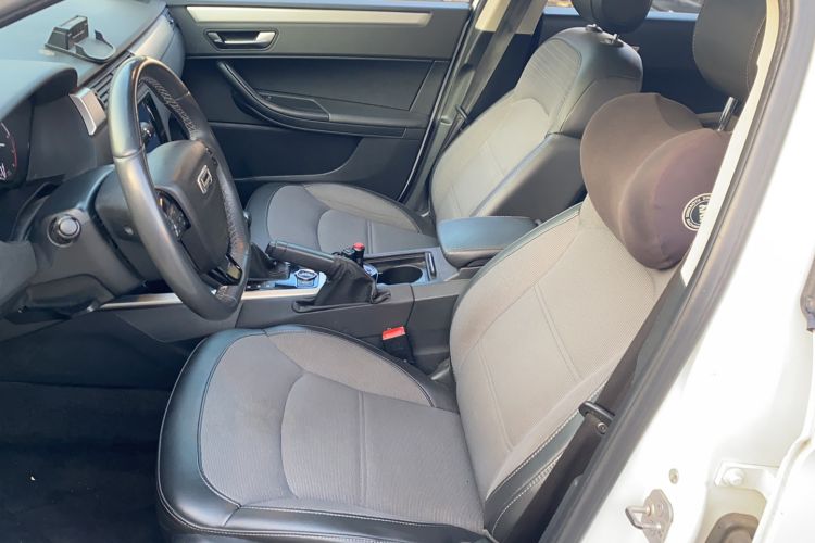 Used Qoros 3 2017 Urban SUV 1.6T Automatic Zhiyue Model
