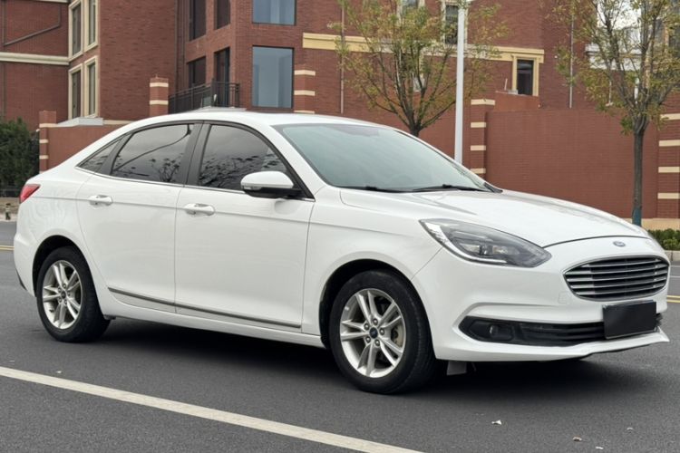 Used Ford Escort 2019 Revised Version 1.5L Automatic Enjoyment Type China VI Standard