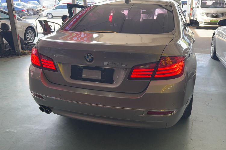 Used BMW 5 Series 2014 525Li Luxury Design Package
