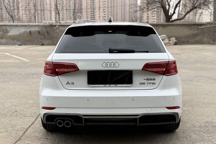 Used Audi A3 2019 Sportback 35 TFSI Fashion Edition China VI Emission Standard