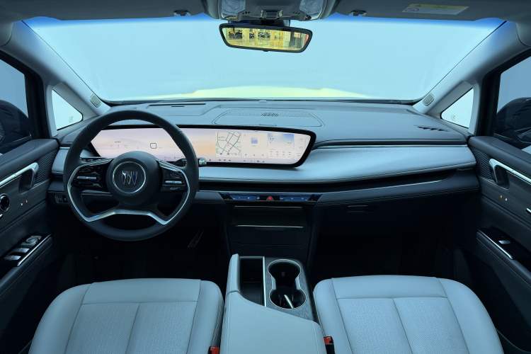 Used Buick GL8 2025 Lu Zun Deluxe Edition
