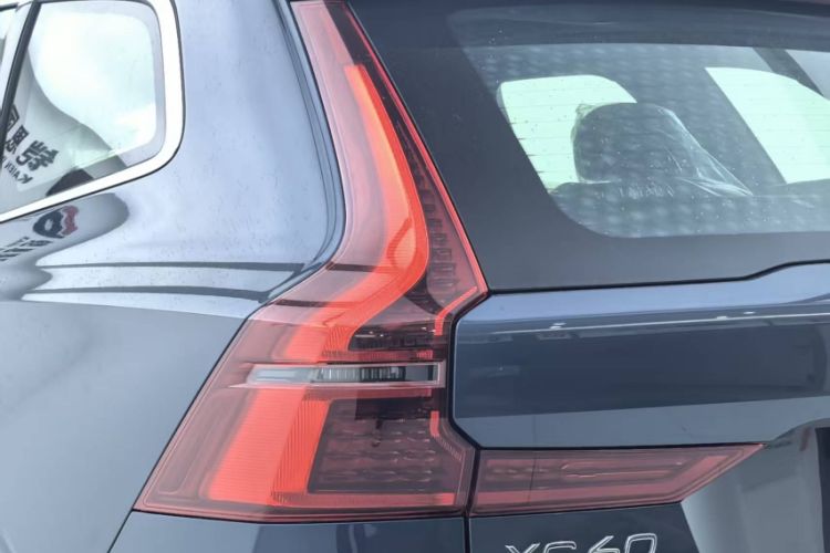 Used Volvo XC60 2026 B5 4x4 Smart Luxury Edition
